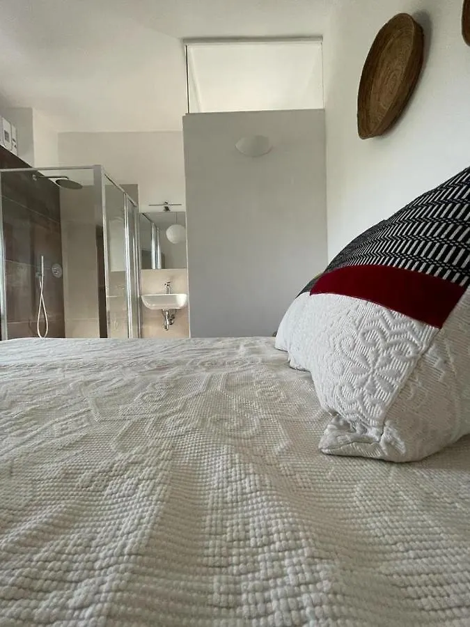 Alojamento de Acomodação e Pequeno-almoço Kepos Room Tortolì