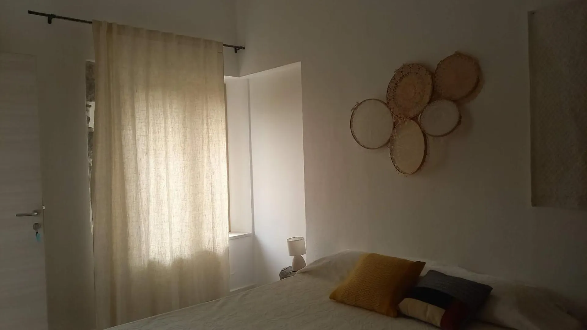 Alojamento de Acomodação e Pequeno-almoço Kepos Room Tortolì